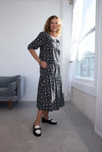 Load image into Gallery viewer, Zou Zou Skirt Pixie Daisy in Caviar
