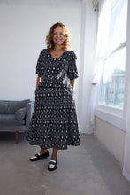 Load image into Gallery viewer, Zou Zou Skirt Pixie Daisy in Caviar
