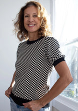 Load image into Gallery viewer, Sid Puff Sleeve Sweater in Caviar/Shell Check Inn
