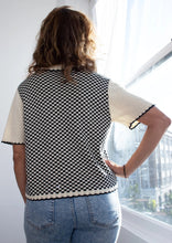 Load image into Gallery viewer, Seb Sweater in Caviar/Shell Check Inn
