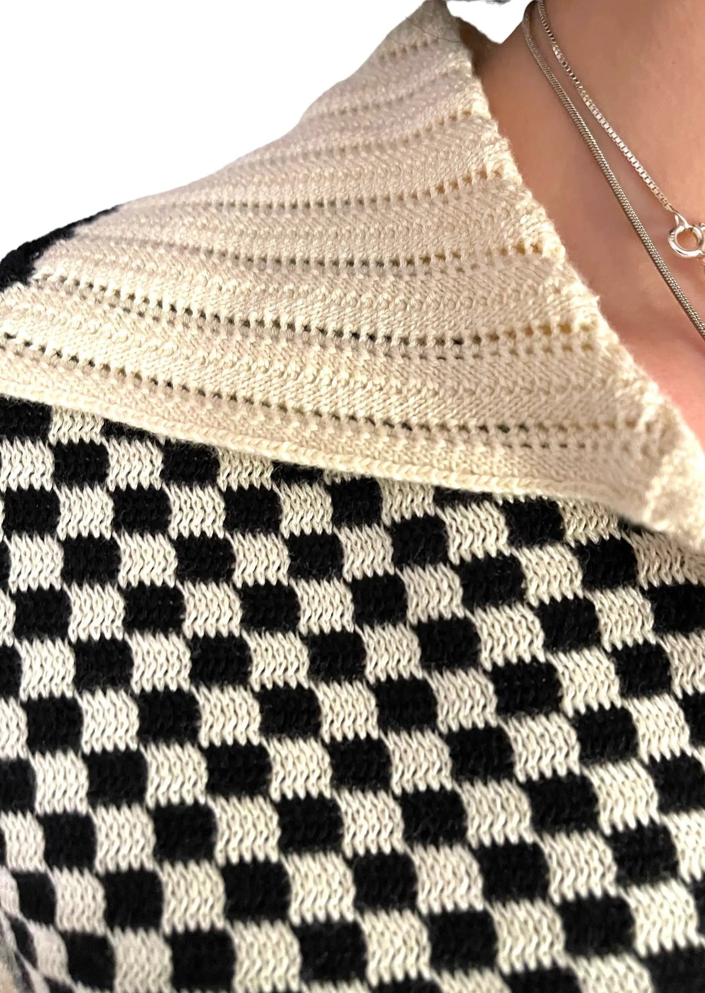 Seb Sweater in Caviar/Shell Check Inn