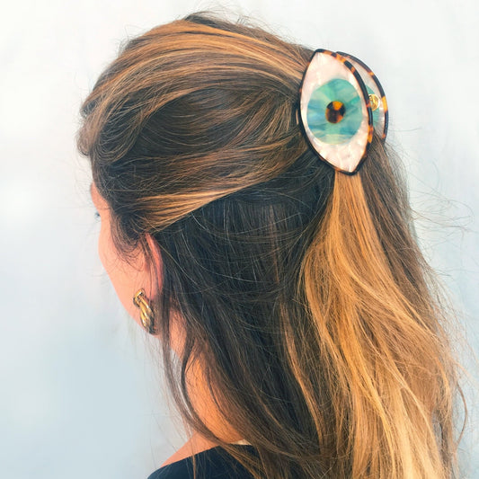 Eye Hair Claw in Blue