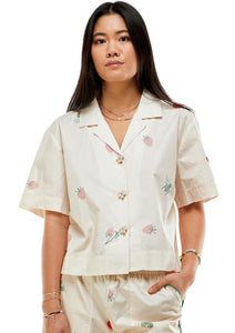 Sandoval Boxy Crop Shirt Strawberry Fields Forever in Ivory