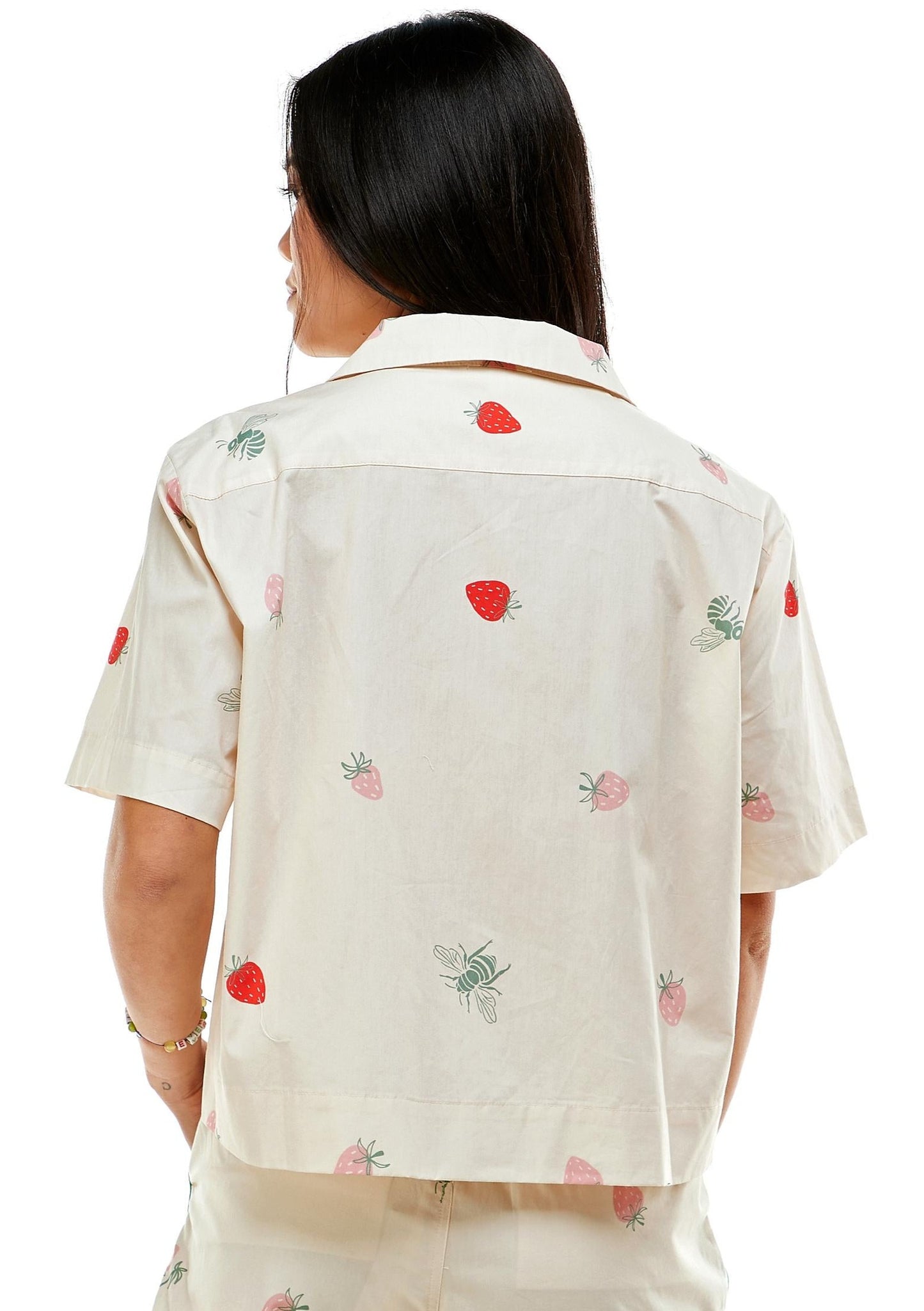 Sandoval Boxy Crop Shirt Strawberry Fields Forever in Ivory